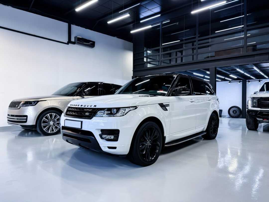 LAND ROVER SPORT HSE 2015
