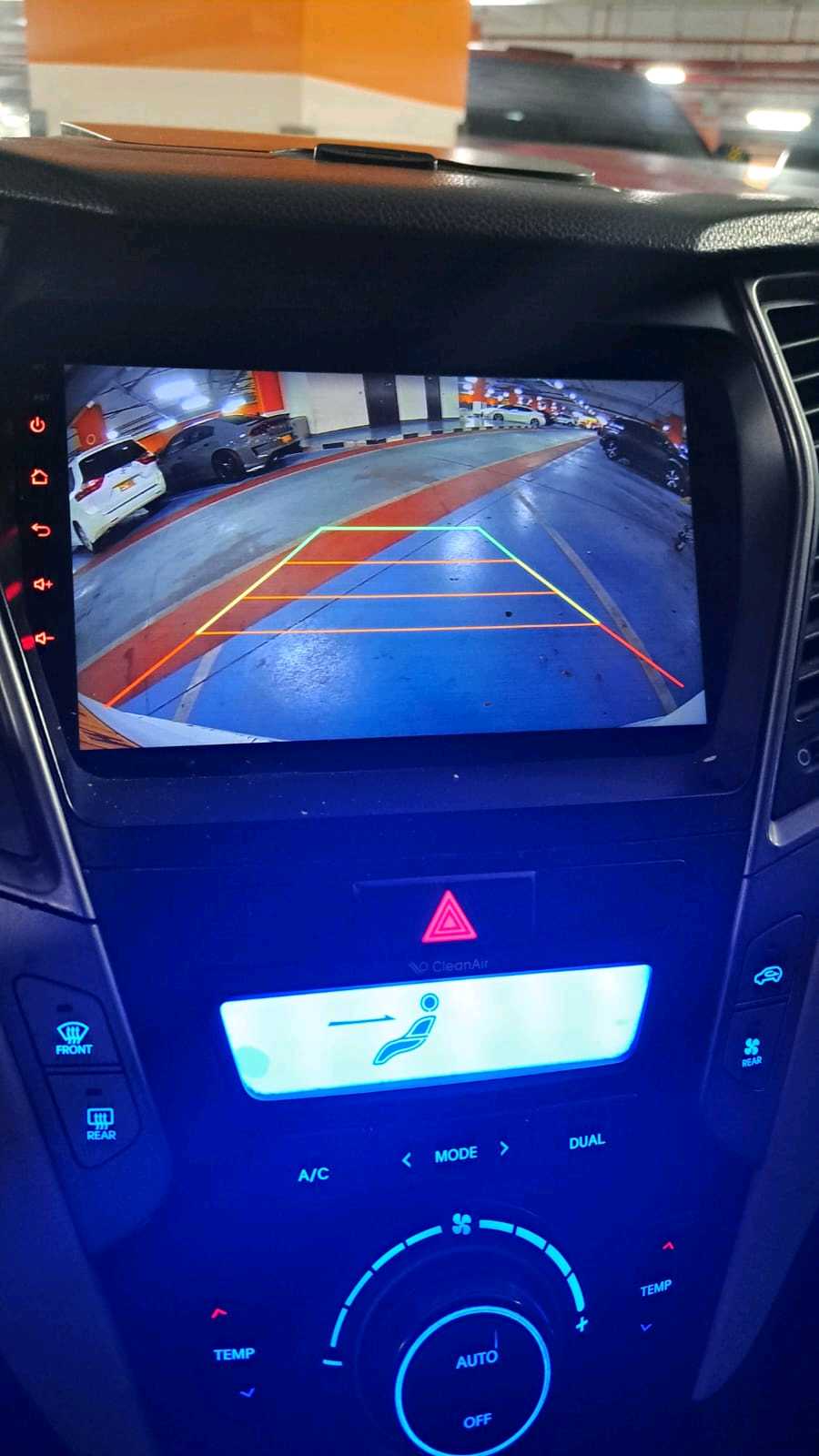 Car Image 2014 HYUNDAI SANTA FE 
