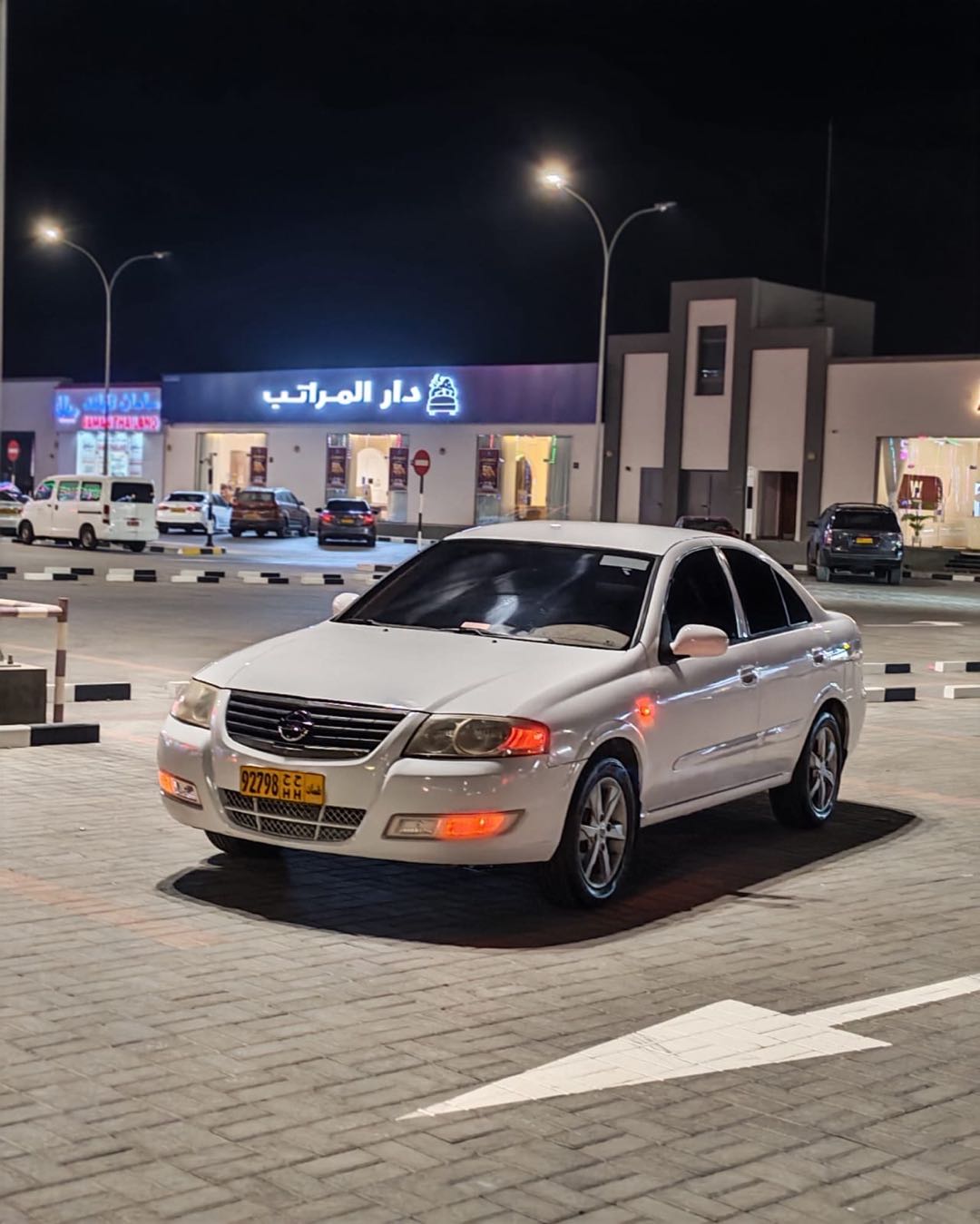 NISSAN SUNNY S 2010