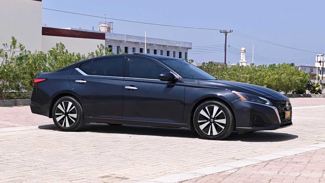 NISSAN ALTIMA SV 2019
