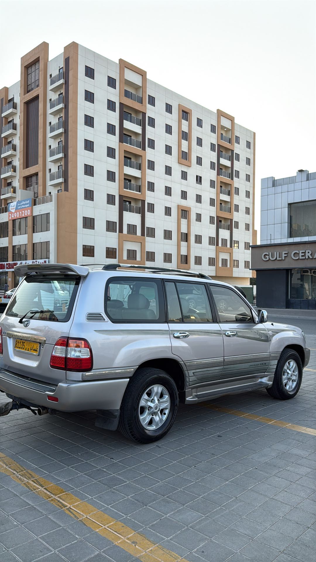 تويوتا لاند كروزر VX.R 2001