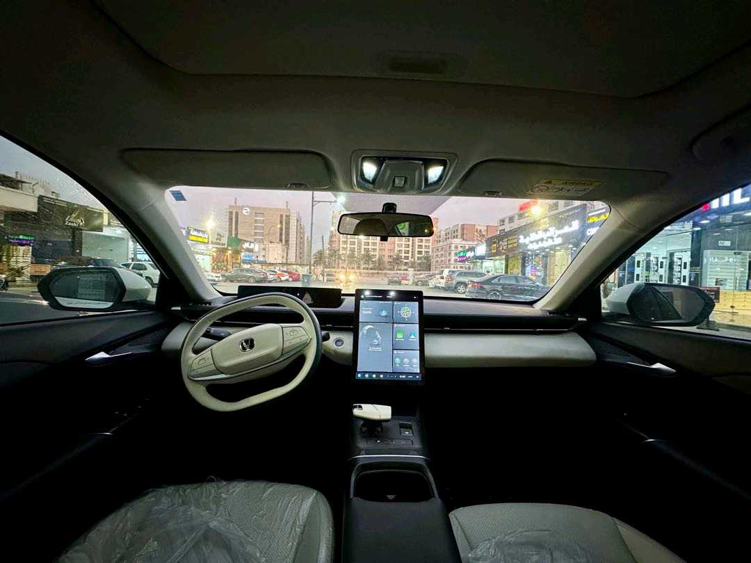 تشانجان EADO 2025