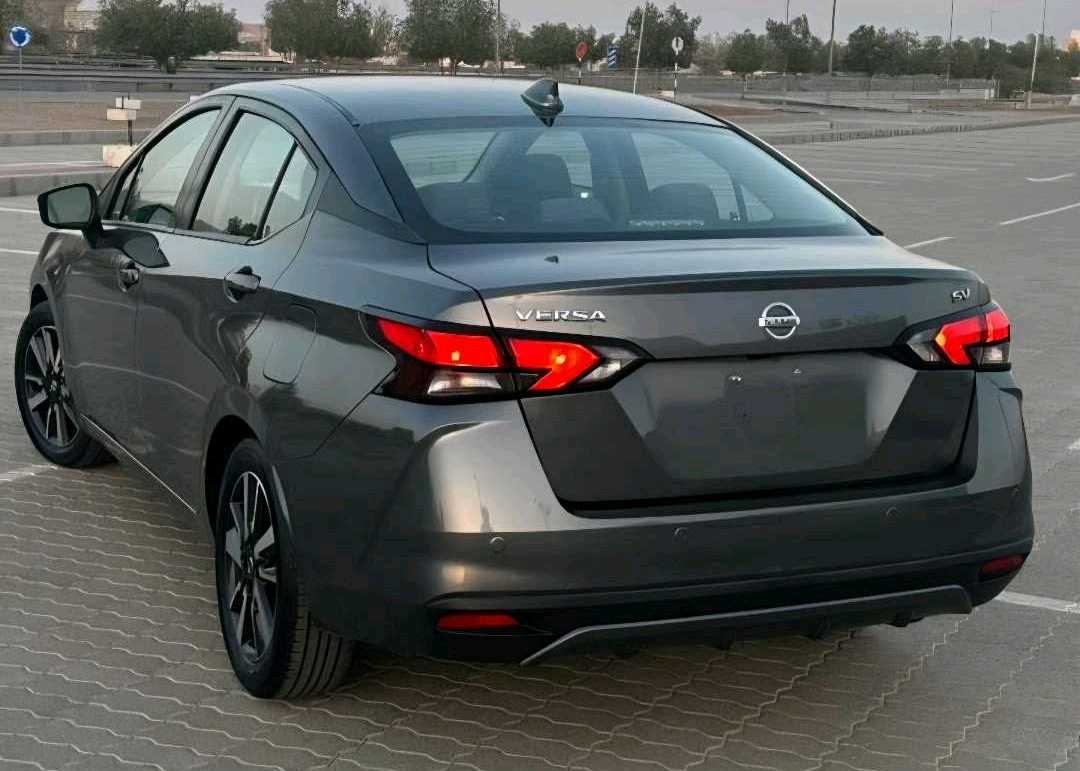 نيسان فيرسا 2023