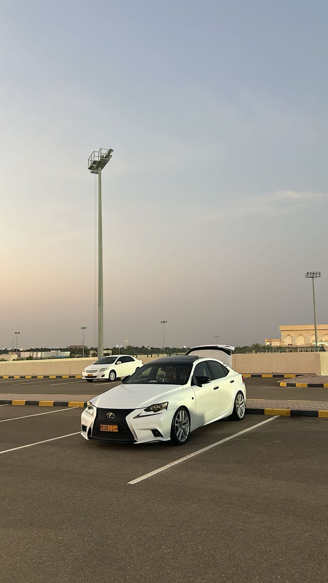 لكزس IS 250 F Sport 2015
