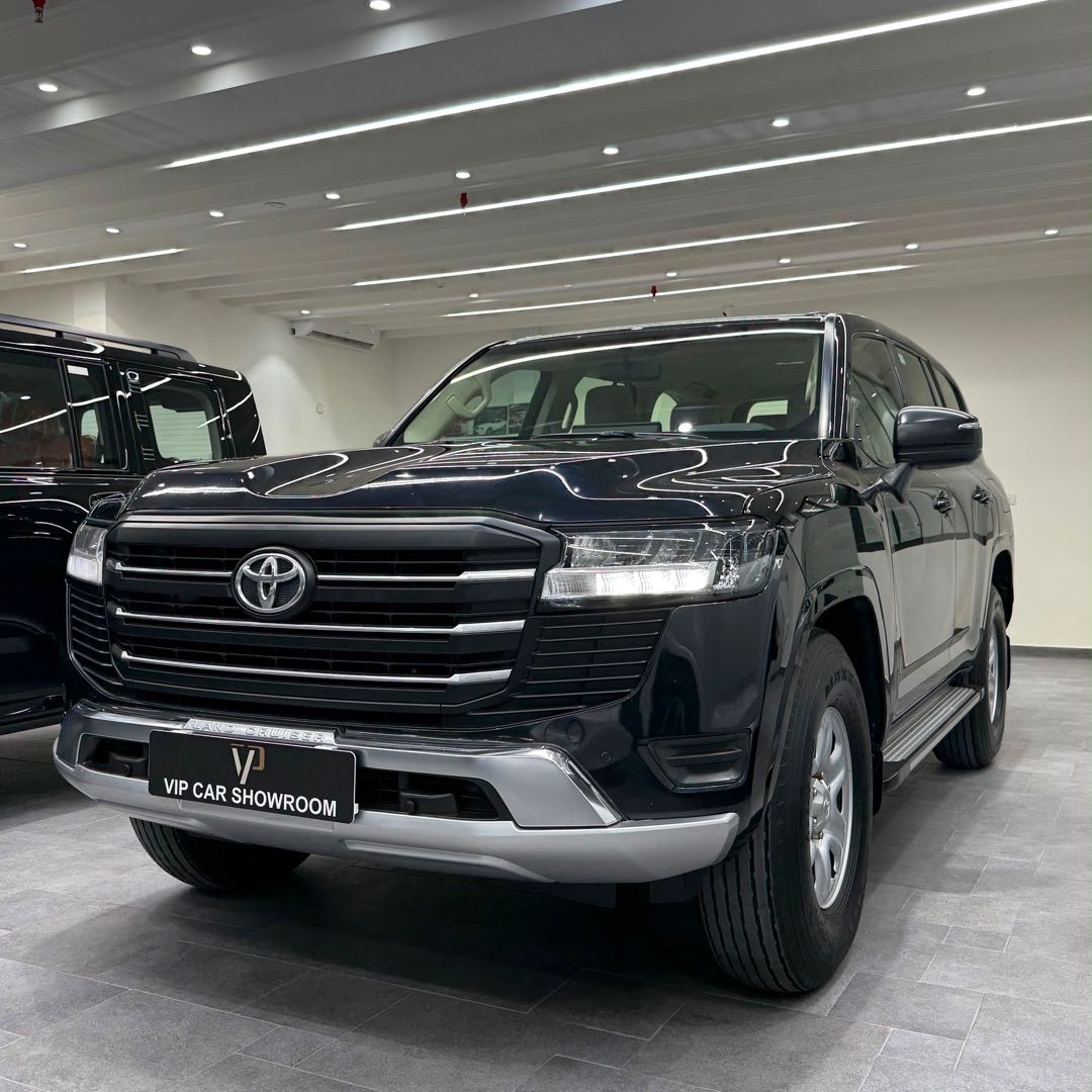 Car Image 2023 TOYOTA LAND CRUISER GX