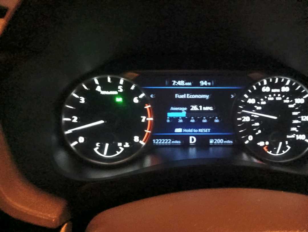 Car Image 2021 NISSAN ALTIMA SV