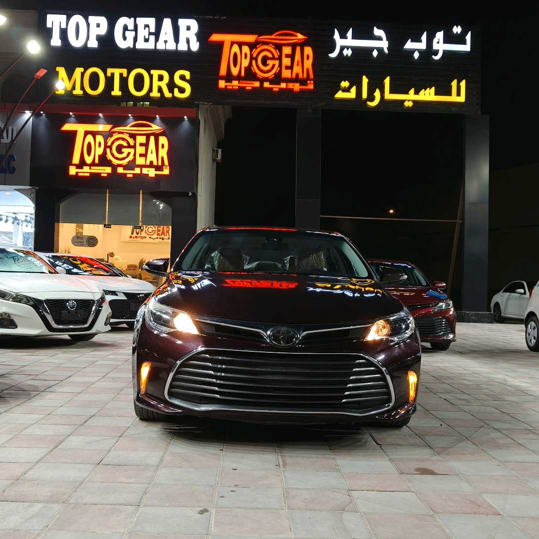 Car Image 2017 TOYOTA AVALON XLE