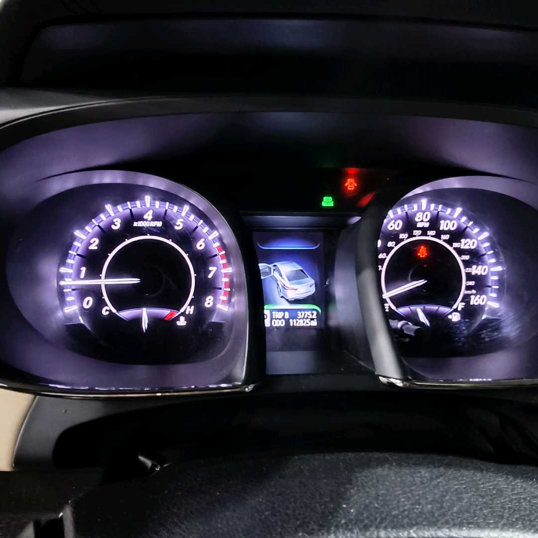 Car Image 2017 TOYOTA AVALON XLE