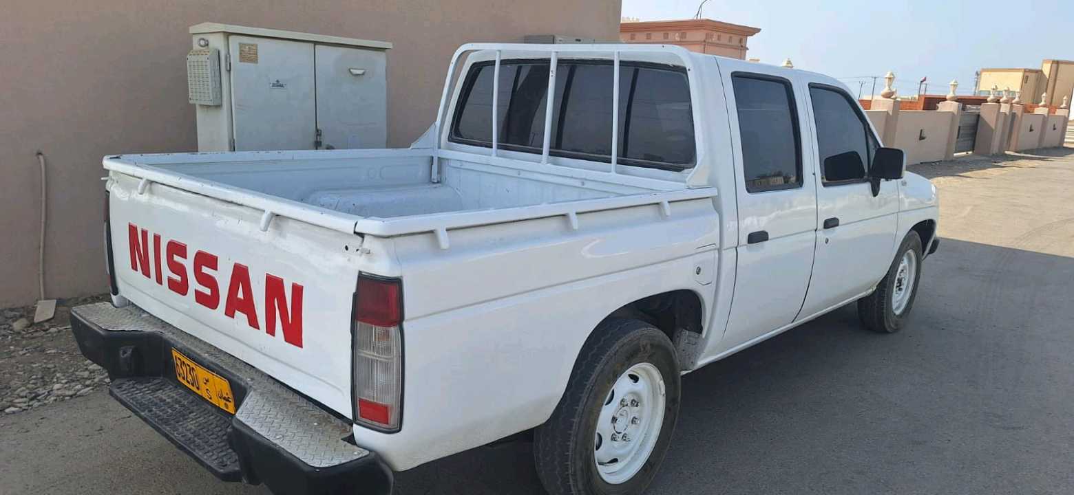 Car Image 1997 NISSAN PICKUP 