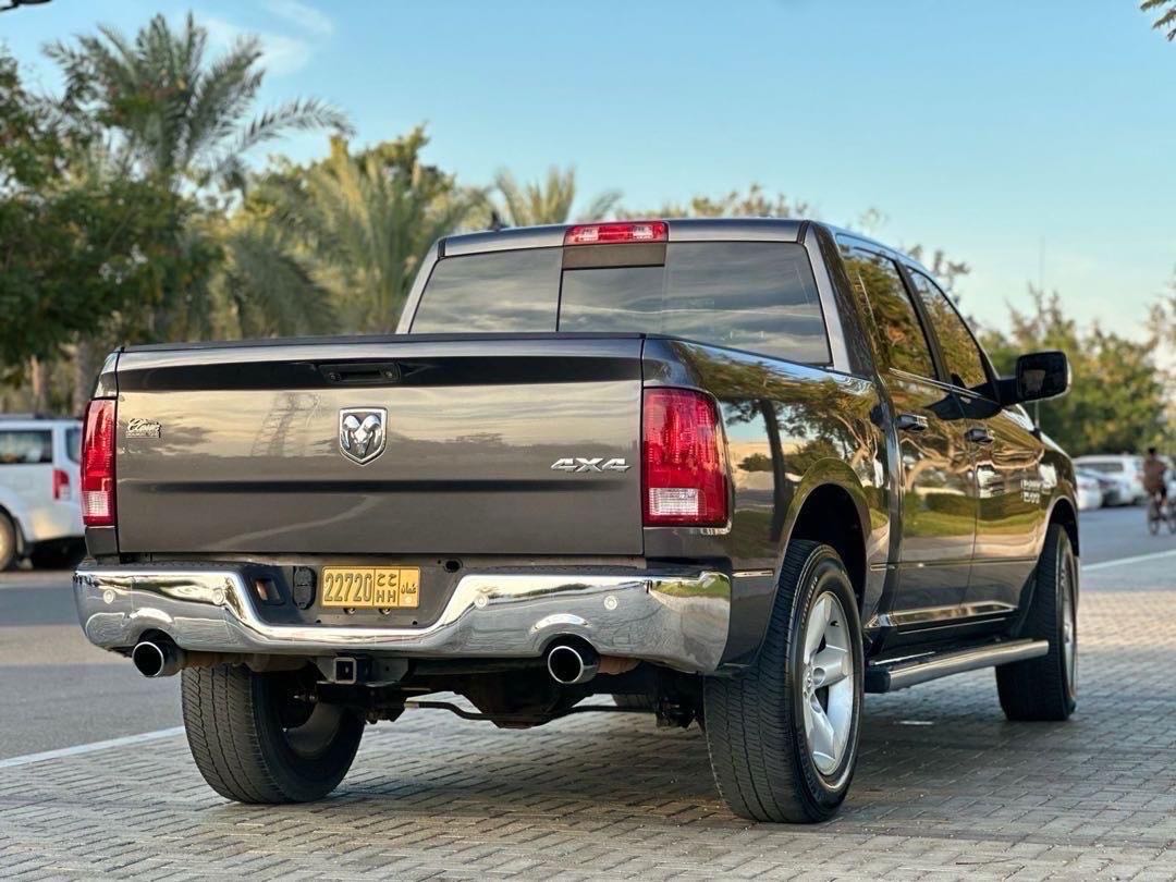 Car Image 2018 DODGE RAM 