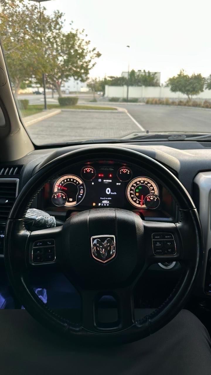Car Image 2018 DODGE RAM 