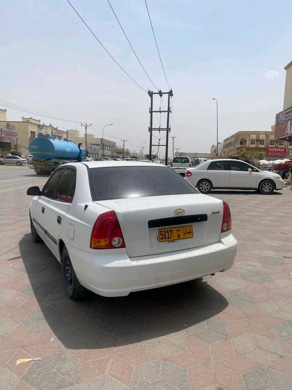 Car Image 2003 HYUNDAI ACCENT 