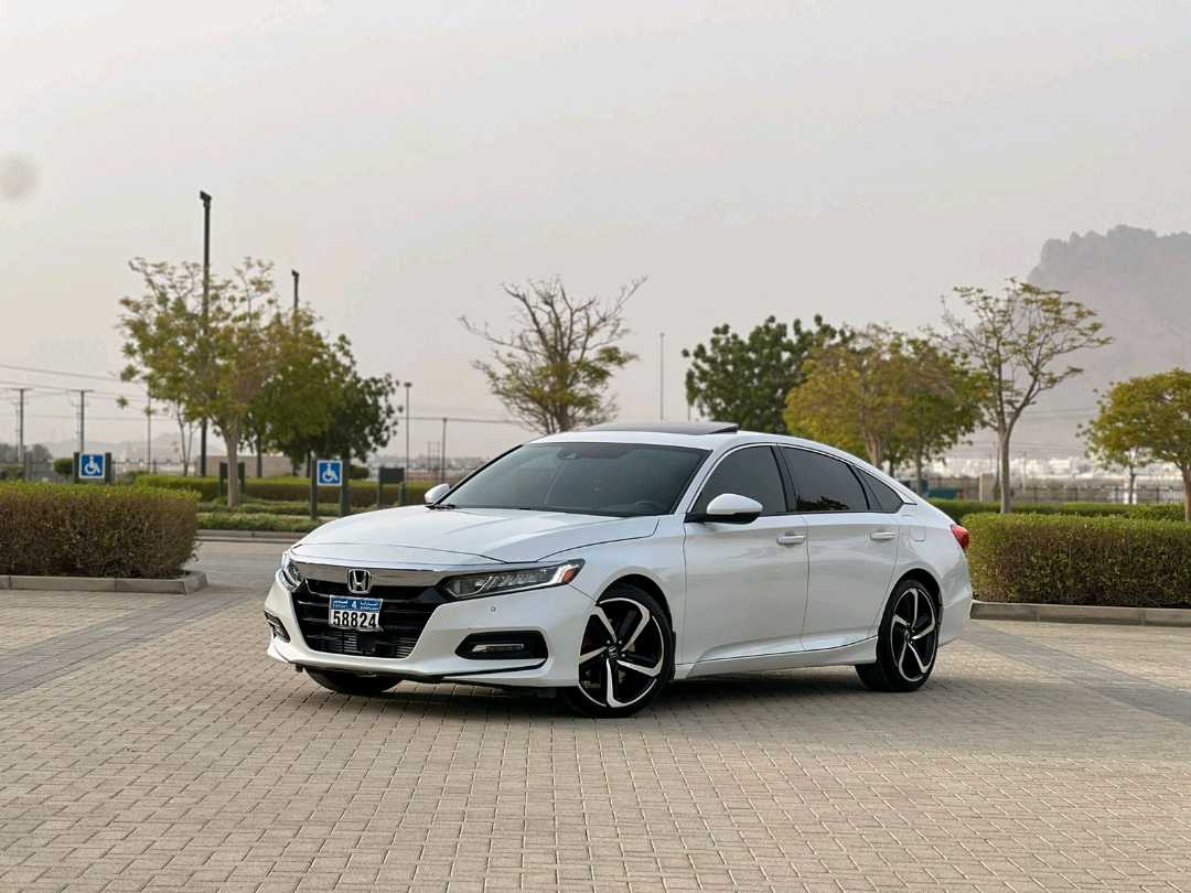 Car Image 2019 HONDA ACCORD SPORT