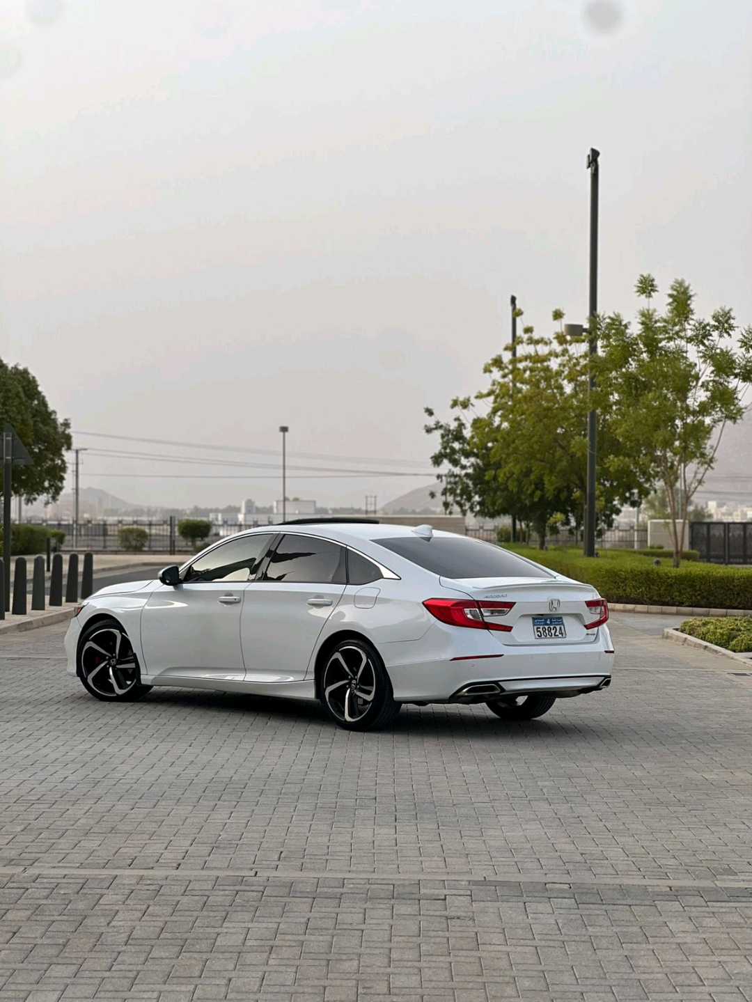Car Image 2019 HONDA ACCORD SPORT