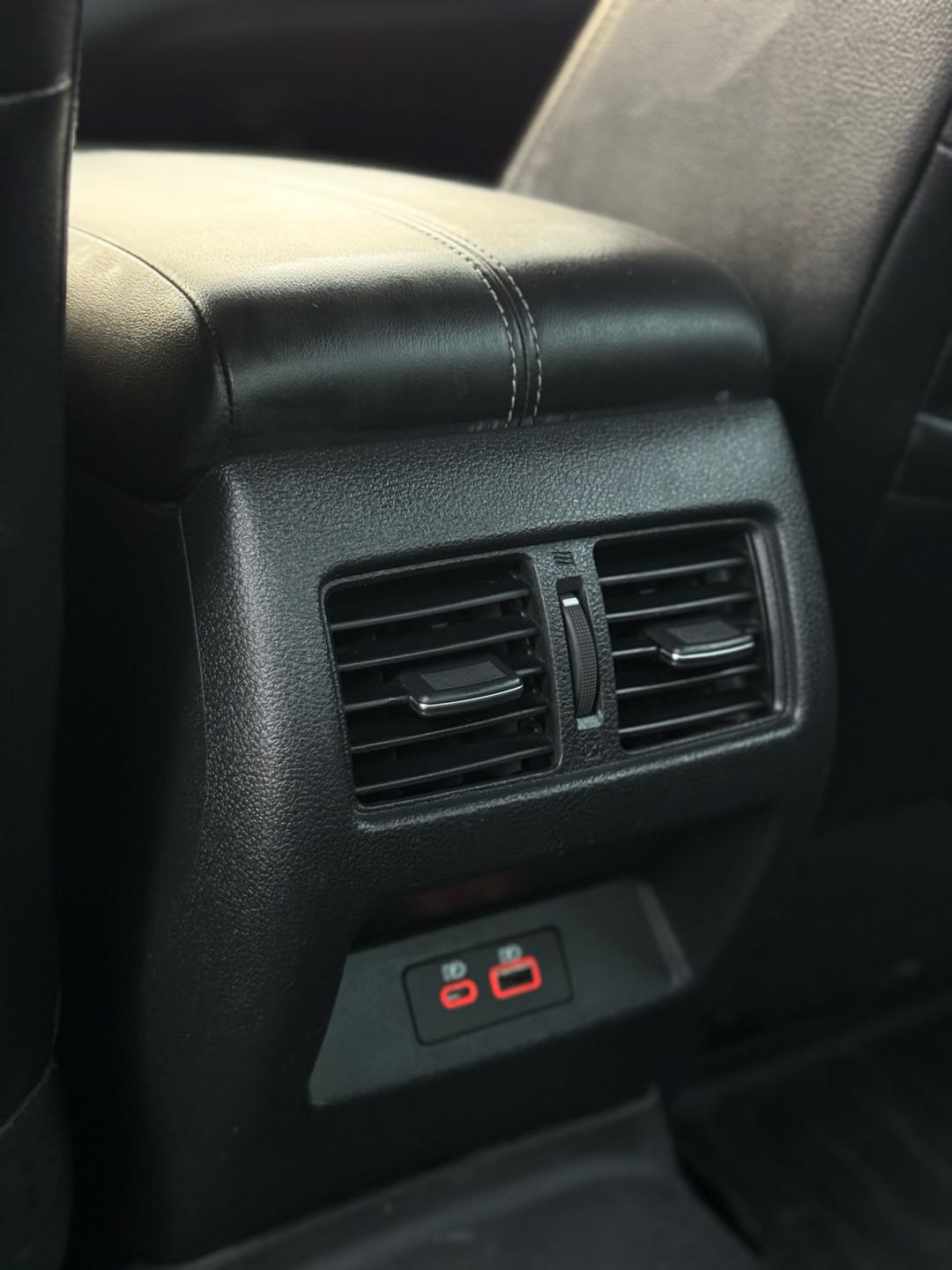 Car Image 2019 NISSAN ALTIMA Platinum 