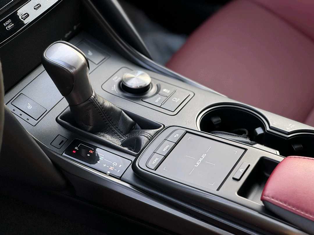 Car Image 2023 LEXUS IS 350