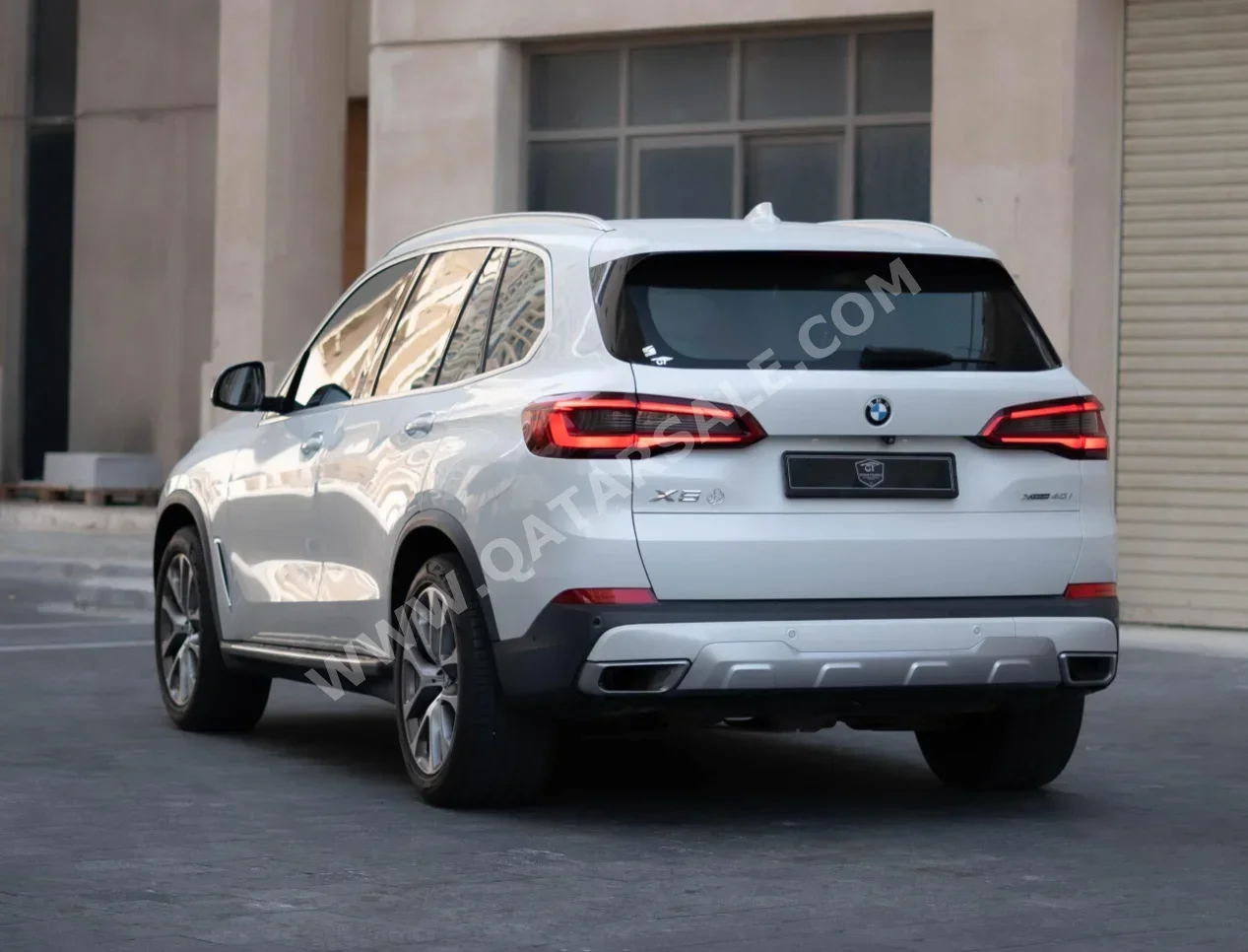 Car Image 2019 BMW X5 40