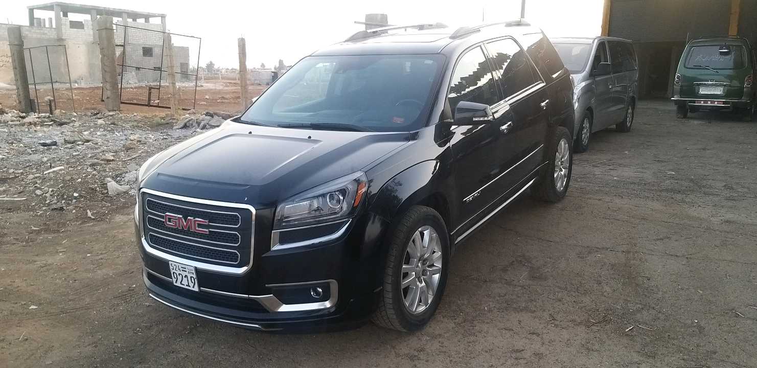 Car Image 2015 GMC ACADIA 