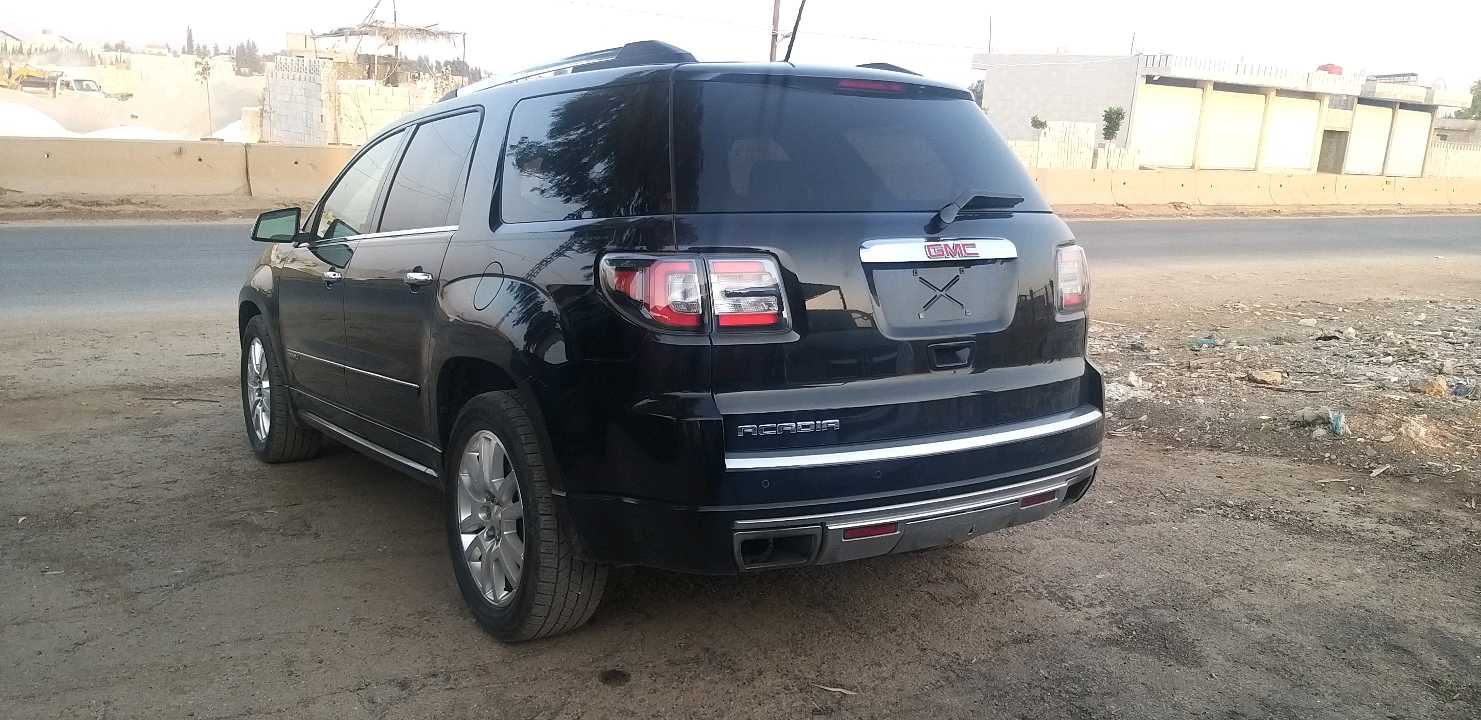 Car Image 2015 GMC ACADIA 