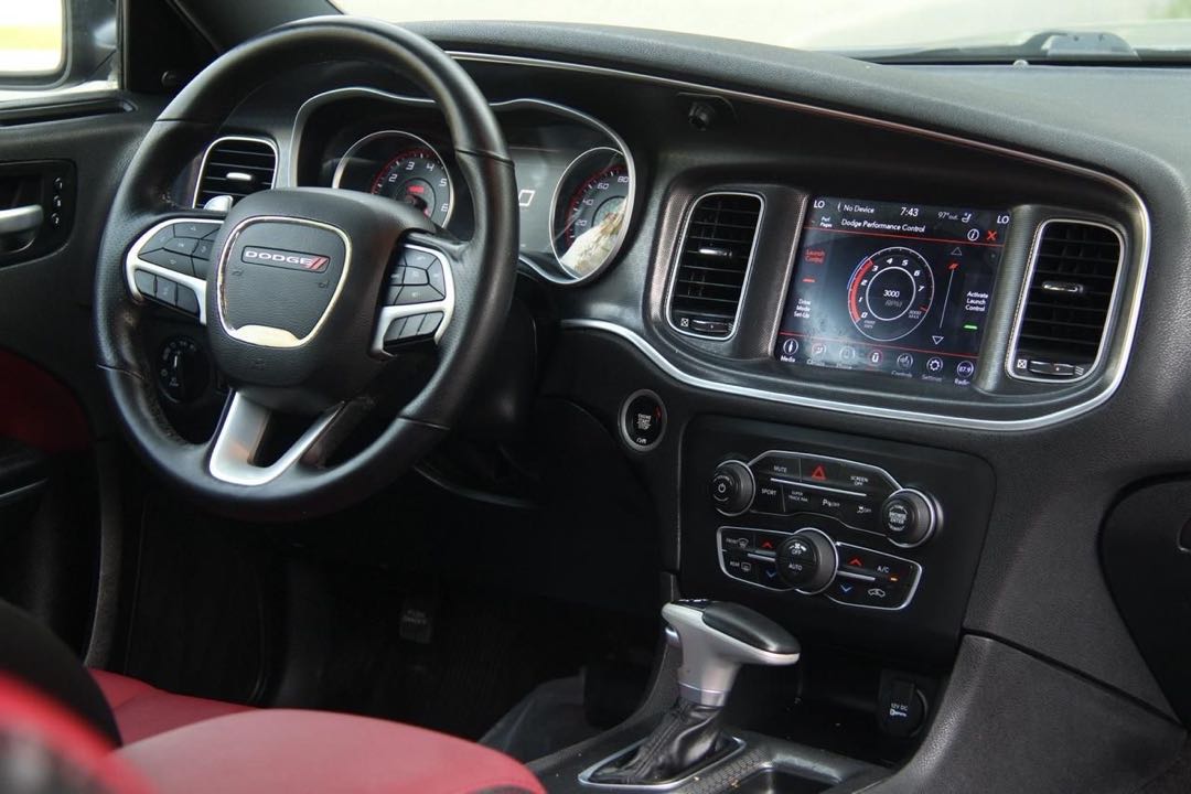 Car Image 2019 DODGE CHARGER R/T