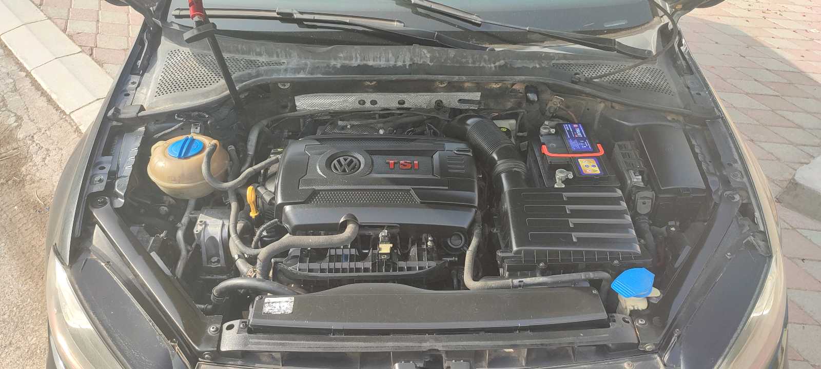 Car Image 2015 VOLKSWAGEN GOLF  GTI