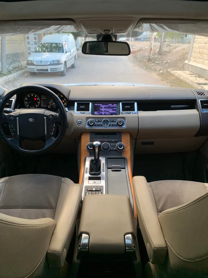Car Image 2013 LAND ROVER SPORT  