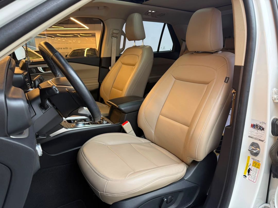 Car Image 2022 FORD EXPLORER 
