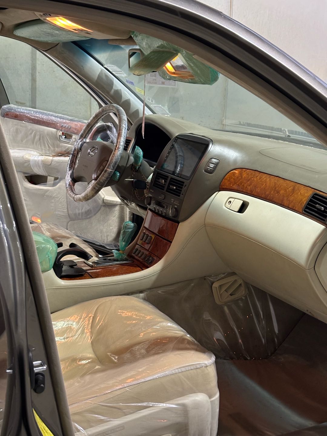 Car Image 2006 LEXUS LS 430