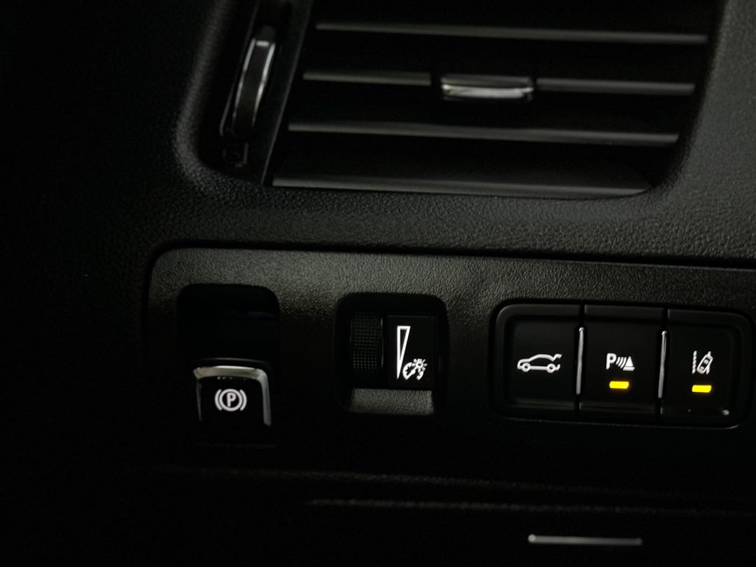 Car Image 2017 CHEVROLET IMPALA LTZ