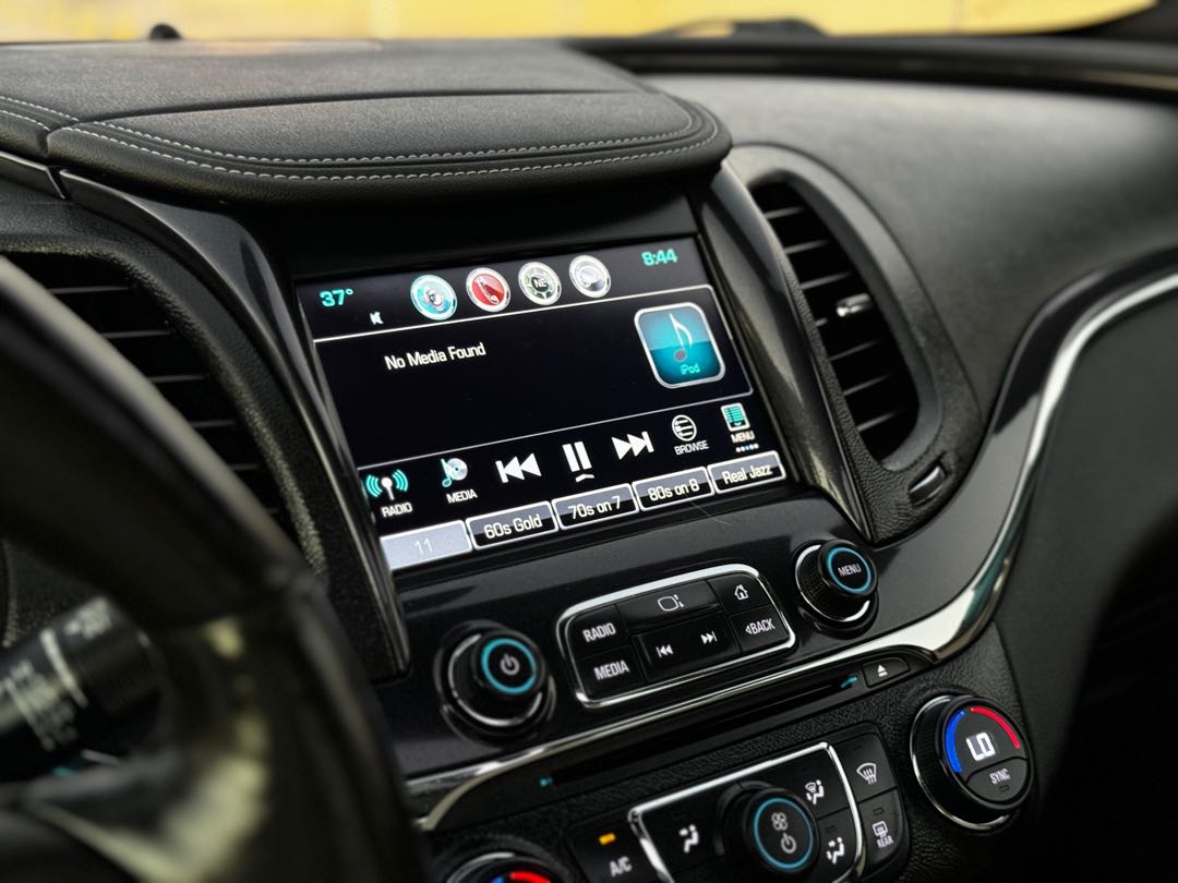 Car Image 2017 CHEVROLET IMPALA LTZ