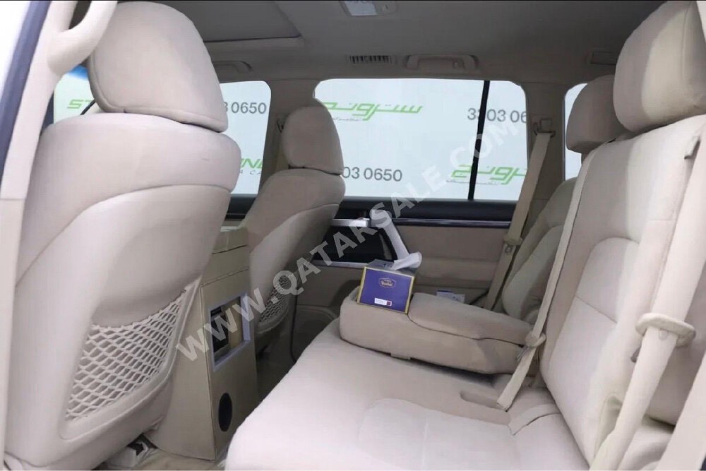 Car Image 2020 TOYOTA LAND CRUISER Nismo
