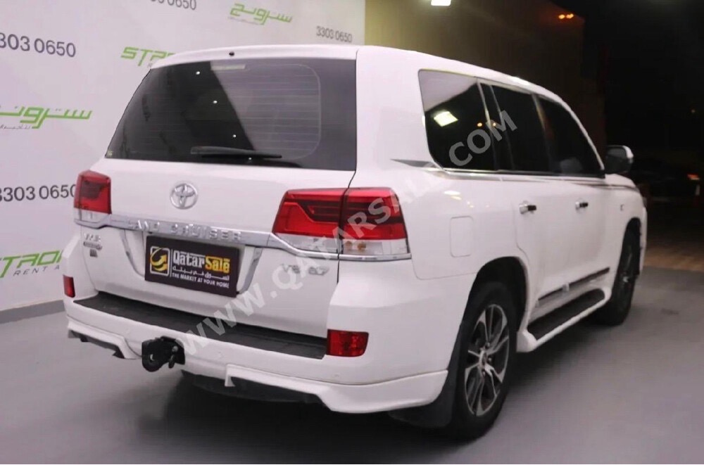 Car Image 2020 TOYOTA LAND CRUISER Nismo