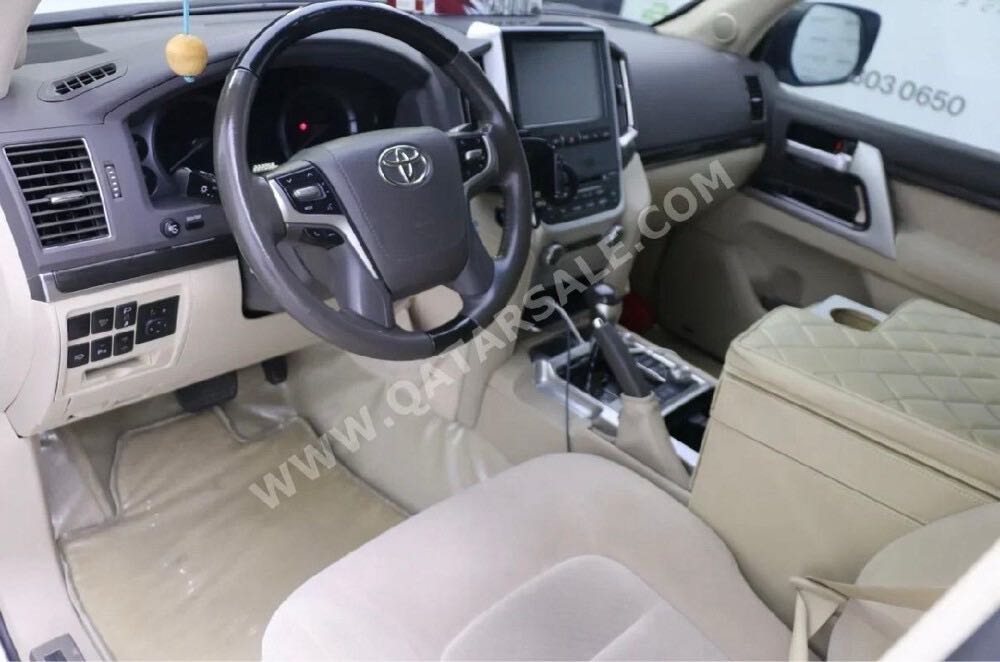 Car Image 2020 TOYOTA LAND CRUISER Nismo