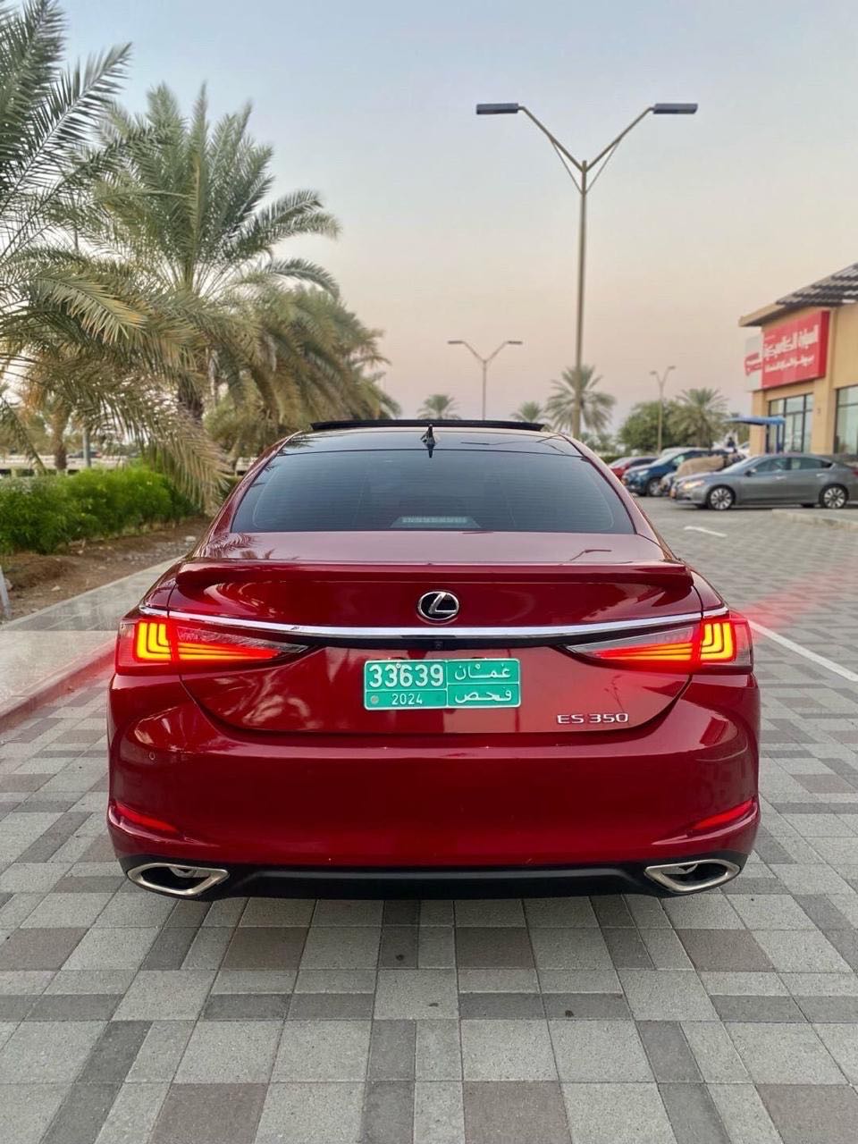 Car Image 2019 LEXUS ES 350