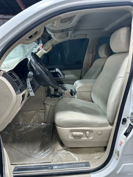 Car Image 2019 TOYOTA LAND CRUISER Nismo