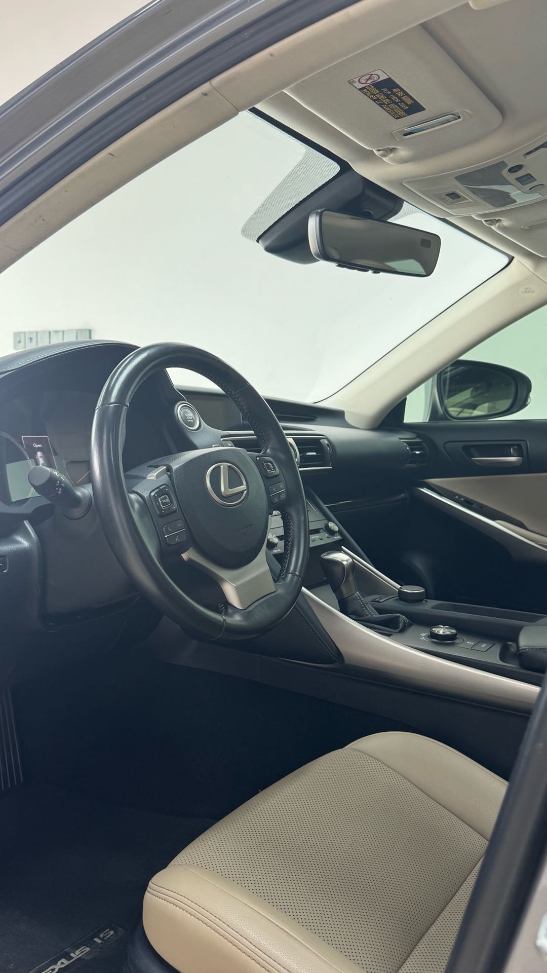 Car Image 2018 LEXUS IS 300