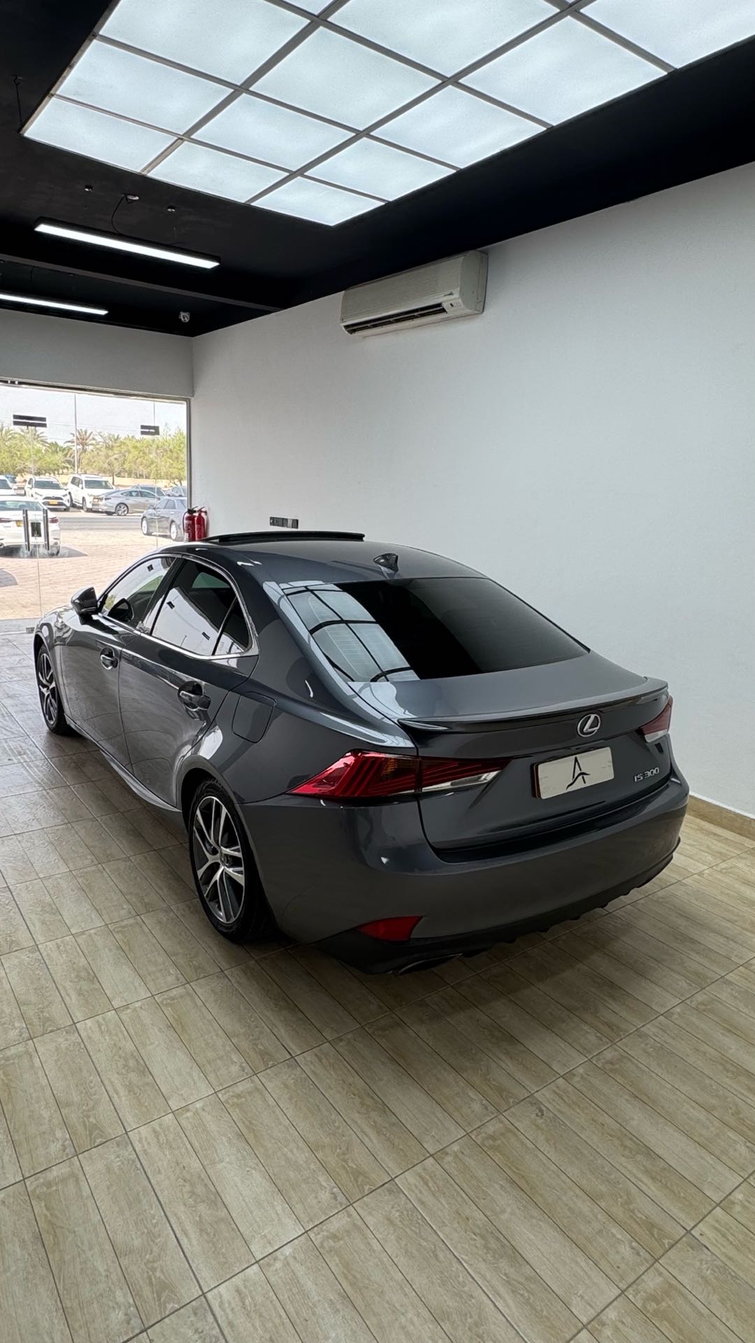 Car Image 2018 LEXUS IS 300