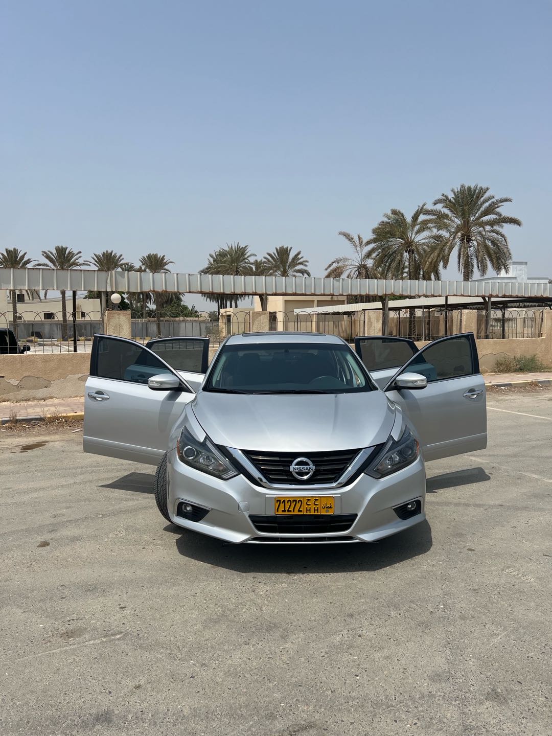 Car Image 2017 NISSAN ALTIMA SV