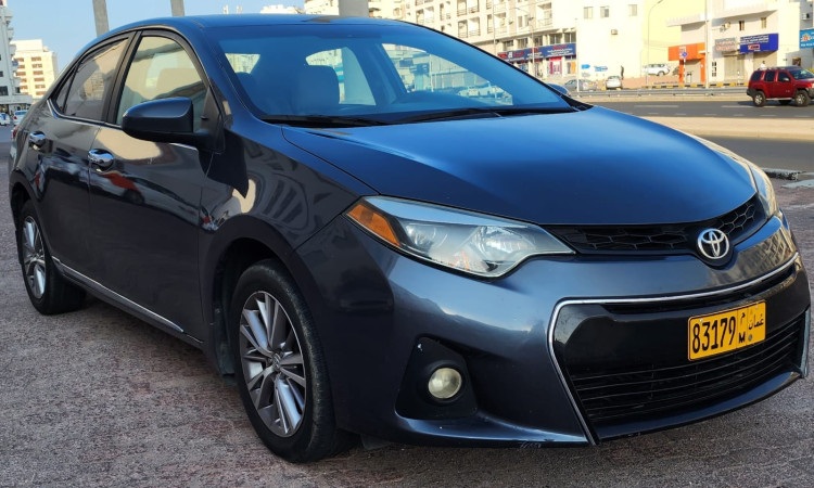 TOYOTA COROLLA 2016