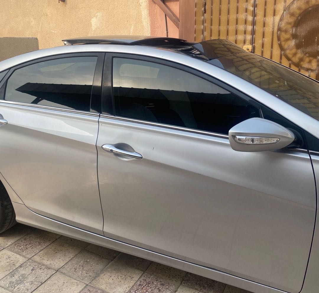 Car Image 2012 HYUNDAI SONATA LIMITED