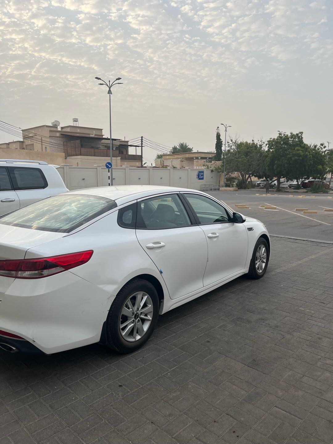 Car Image 2018 Kia OPTIMA 