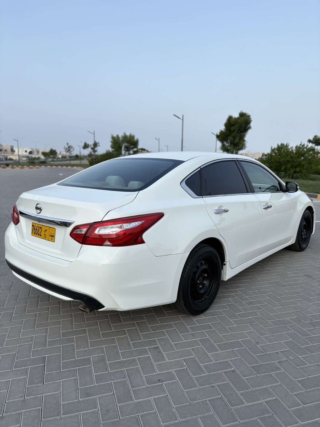 Car Image 2017 NISSAN ALTIMA S