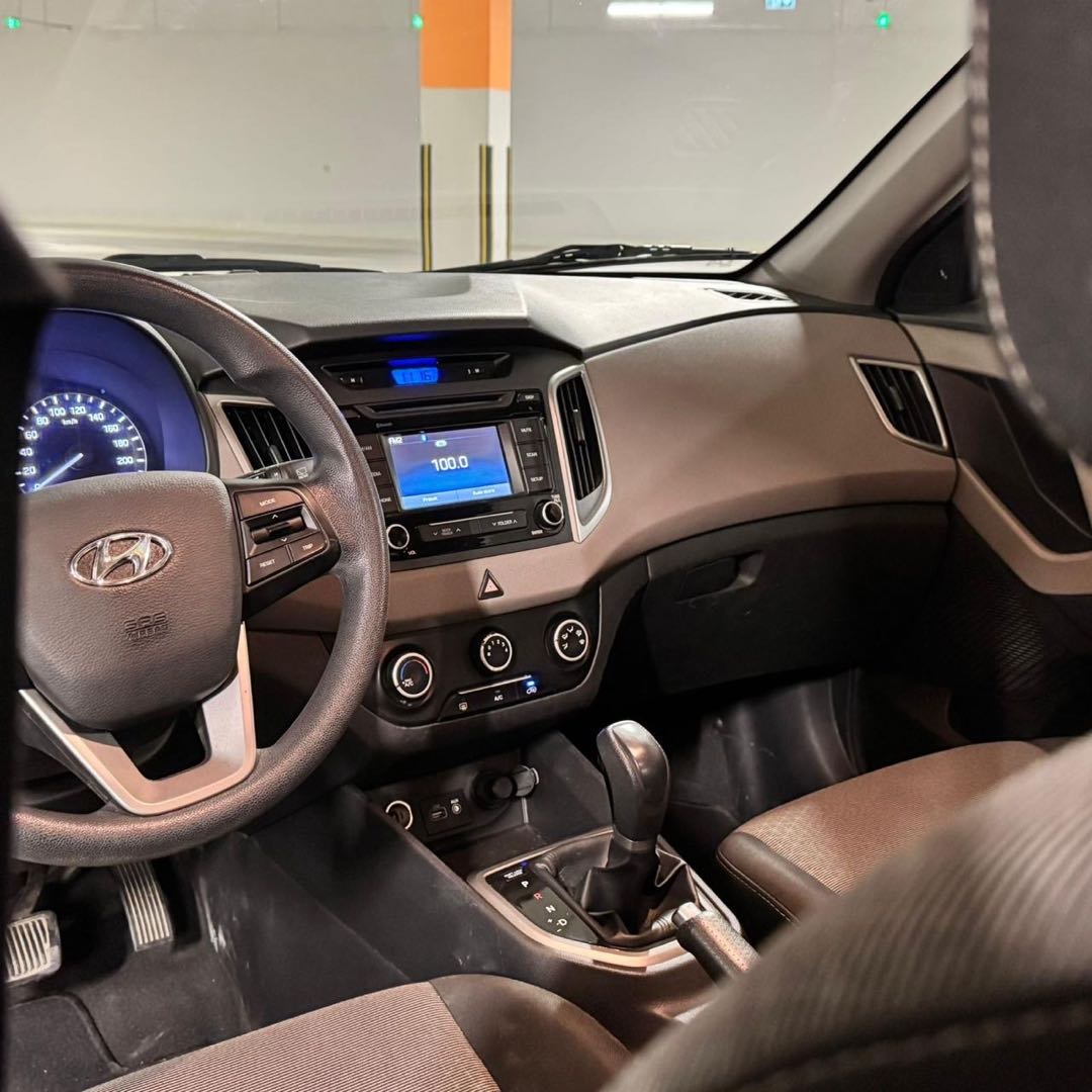 Car Image 2017 HYUNDAI CRETA 