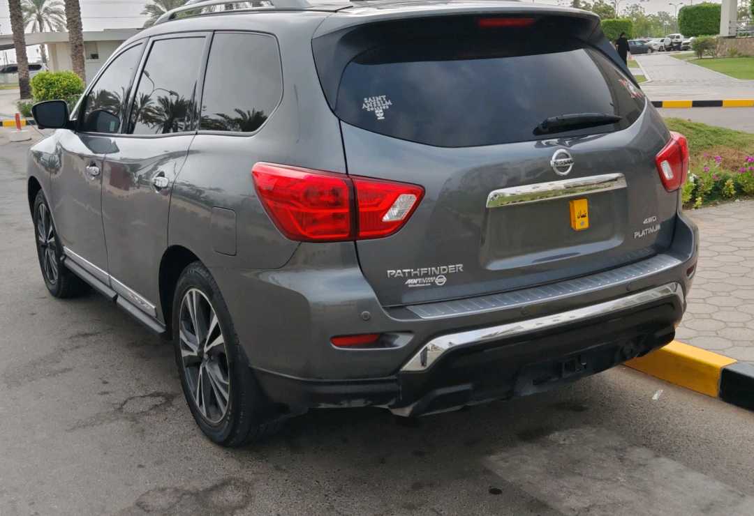 Car Image 2020 NISSAN PATHFINDER PLATINUM