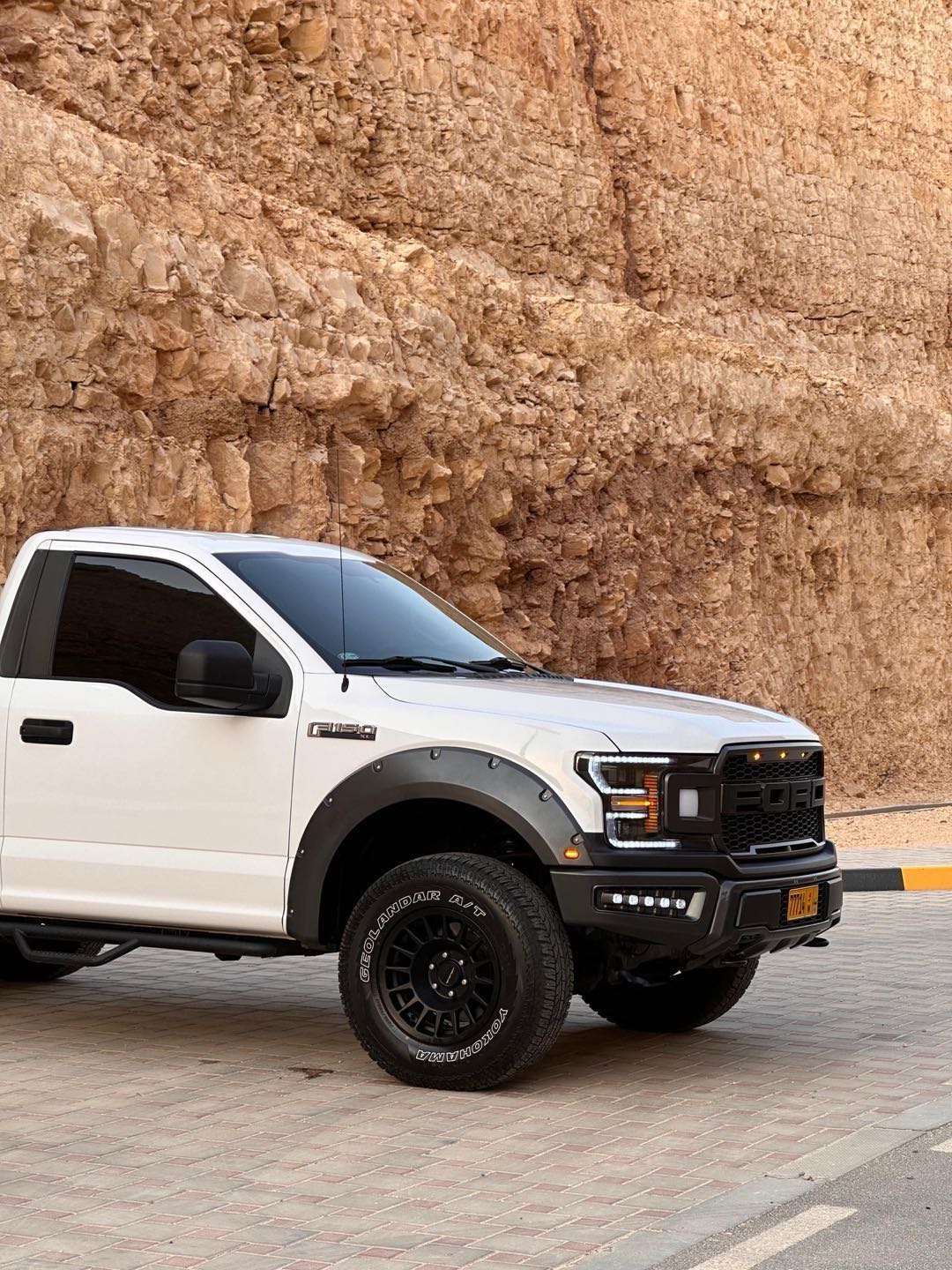 Car Image 2018 FORD F-150 XLT