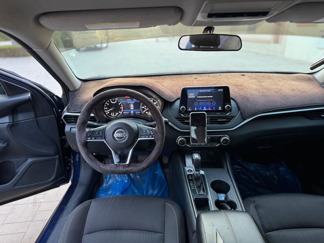 Car Image 2019 NISSAN ALTIMA S