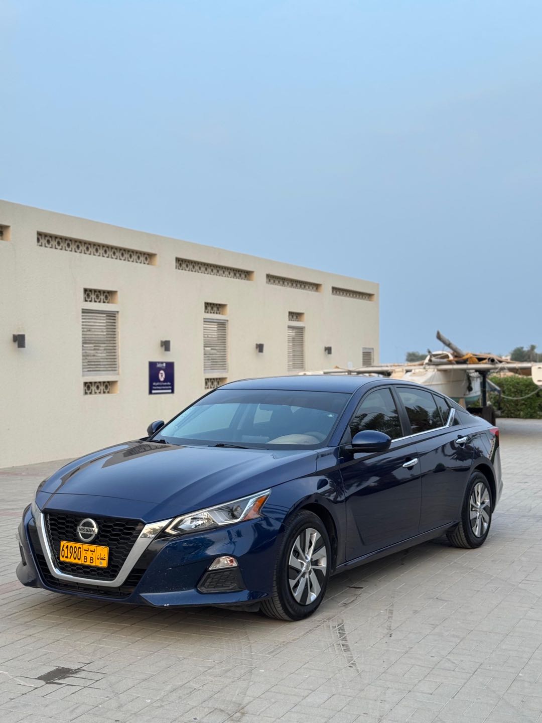 Car Image 2019 NISSAN ALTIMA S