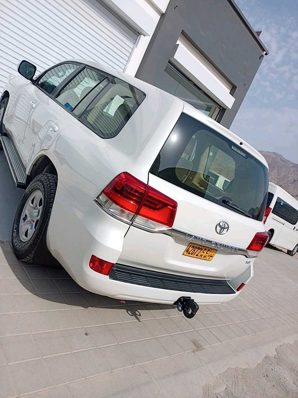Car Image 2019 TOYOTA LAND CRUISER GX.R
