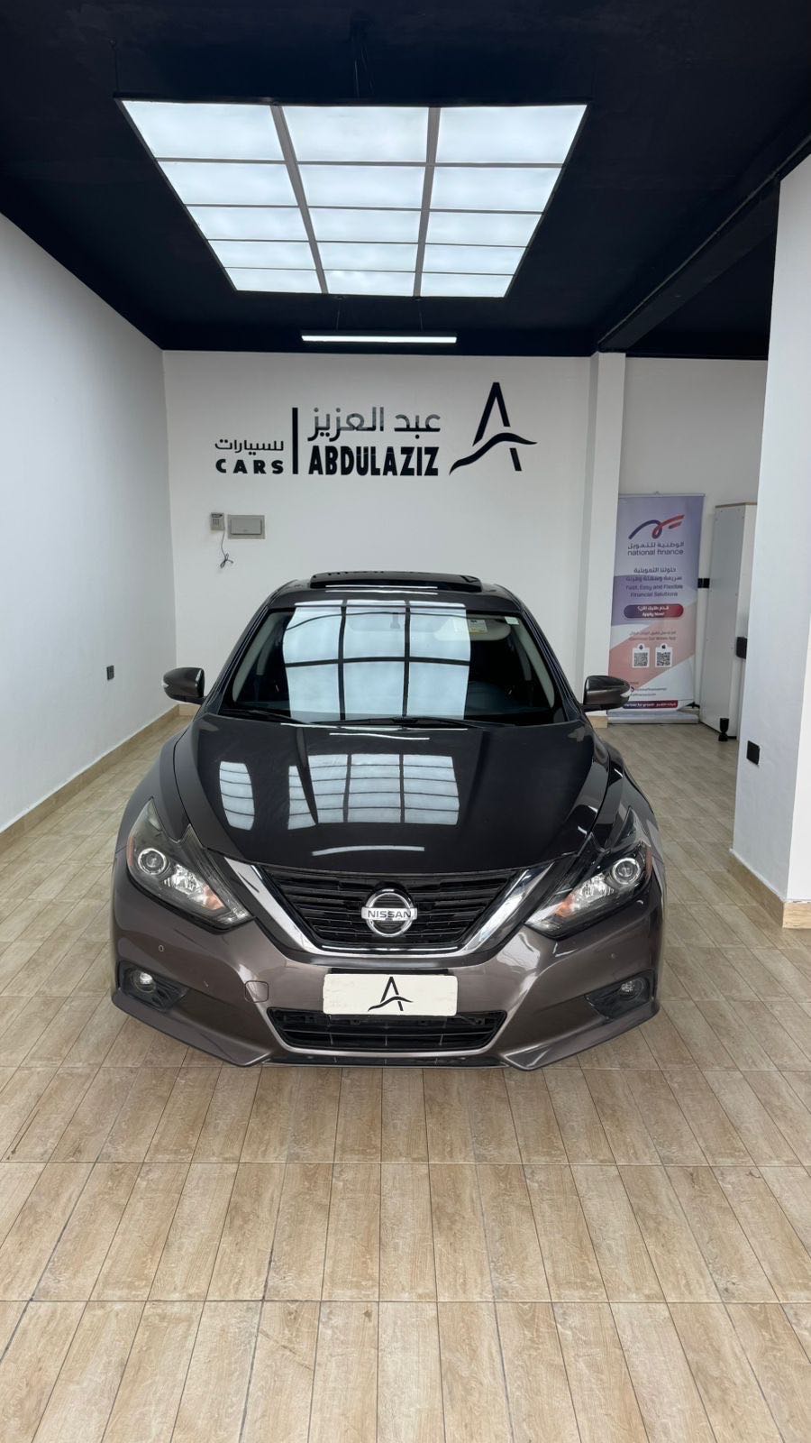 Car Image 2017 NISSAN ALTIMA SL