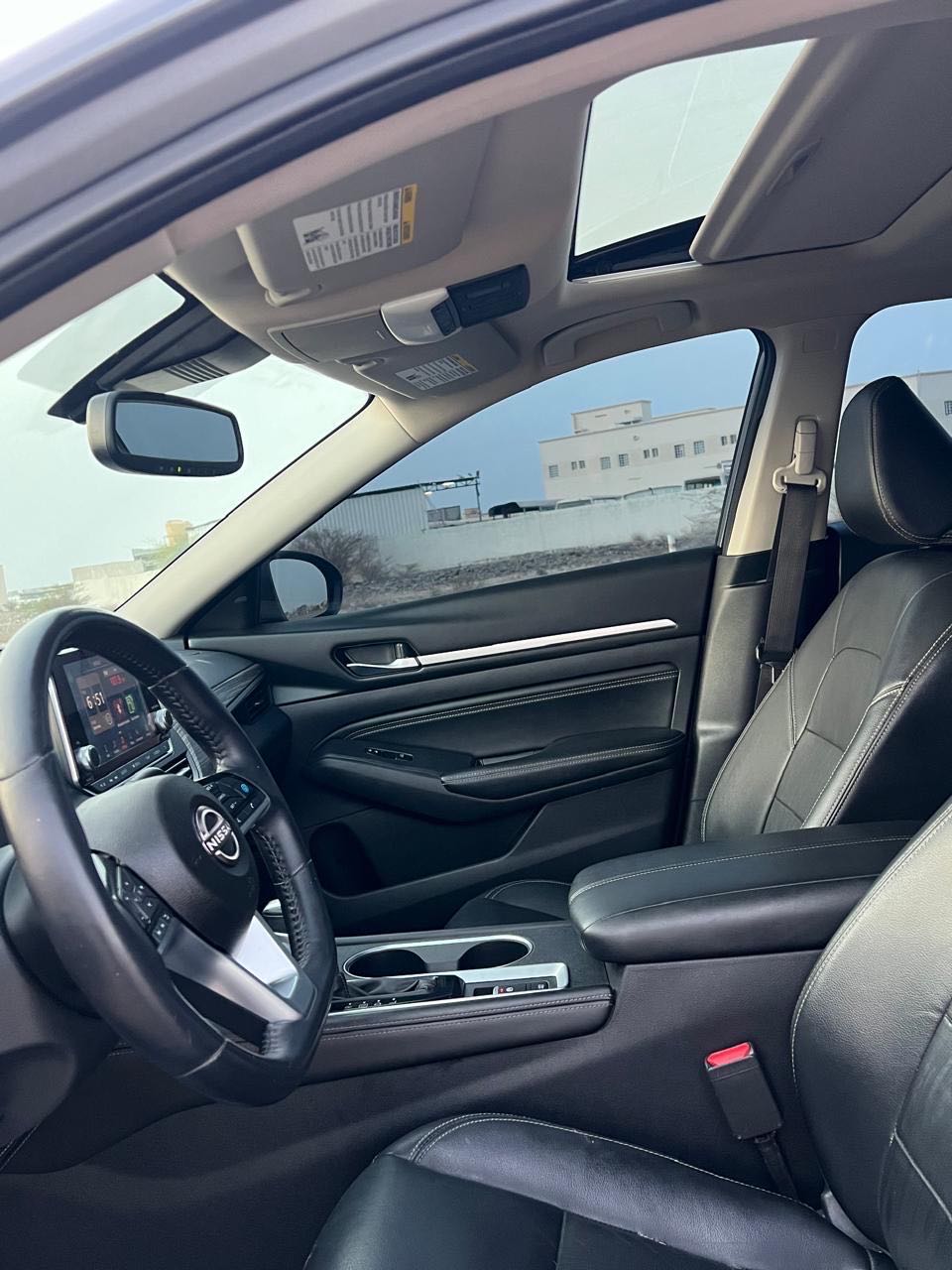 Car Image 2019 NISSAN ALTIMA SL